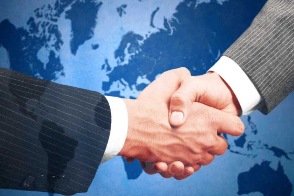 Bộ Công Thương là cơ quan chủ trì điều phối, tổng hợp tình hình thực thi 3 Hiệp định EVFTA, CPTPP, UKVFTA (Ảnh: Getty).